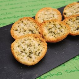 Knoblauch und Petersilie gerösteten Brot