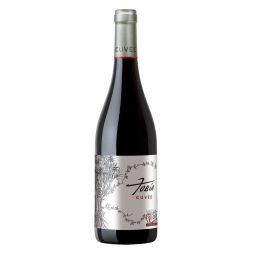 Tobía Cuveé red wine