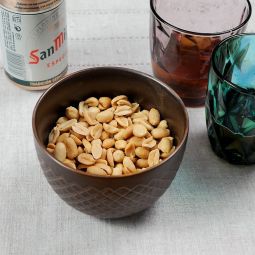 Erdnüsse mit Salz