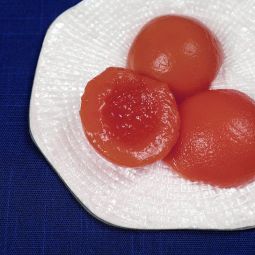 Calanda peach in syrup with wine