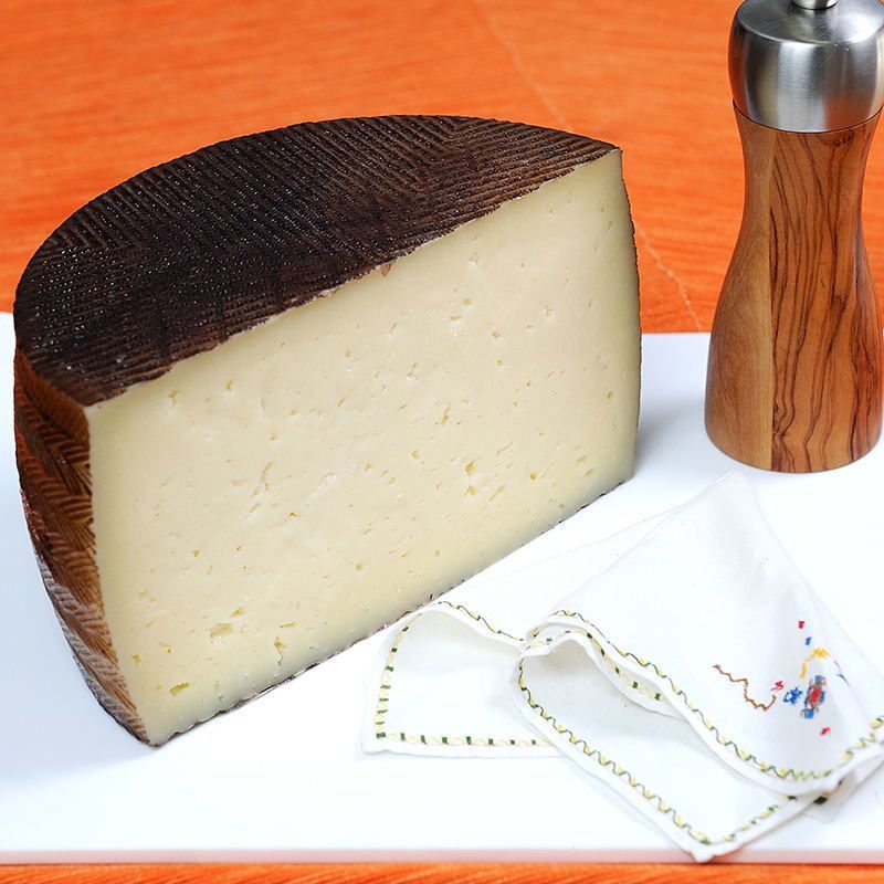 Queso de Oveja Media Pieza 1,6 kg.