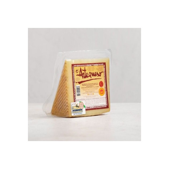 Sharp Manchego Cheese Artequeso | Buy online | Free Delivery