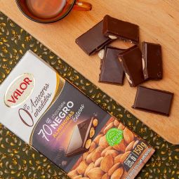 Tablette de Chocolat aux Amandes 70% Valor