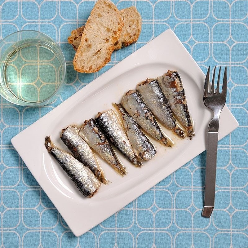Canned sardines, a perfect summer snack
